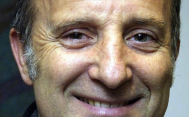 El dramaturgo Fermín Cabal.