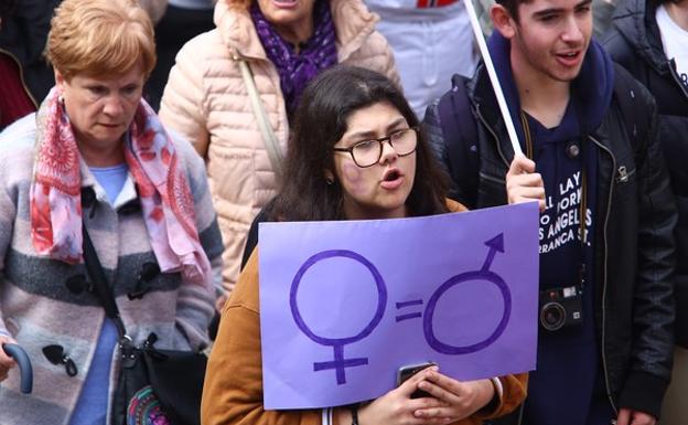 Imagen de una manifestación con motivo del 8M.