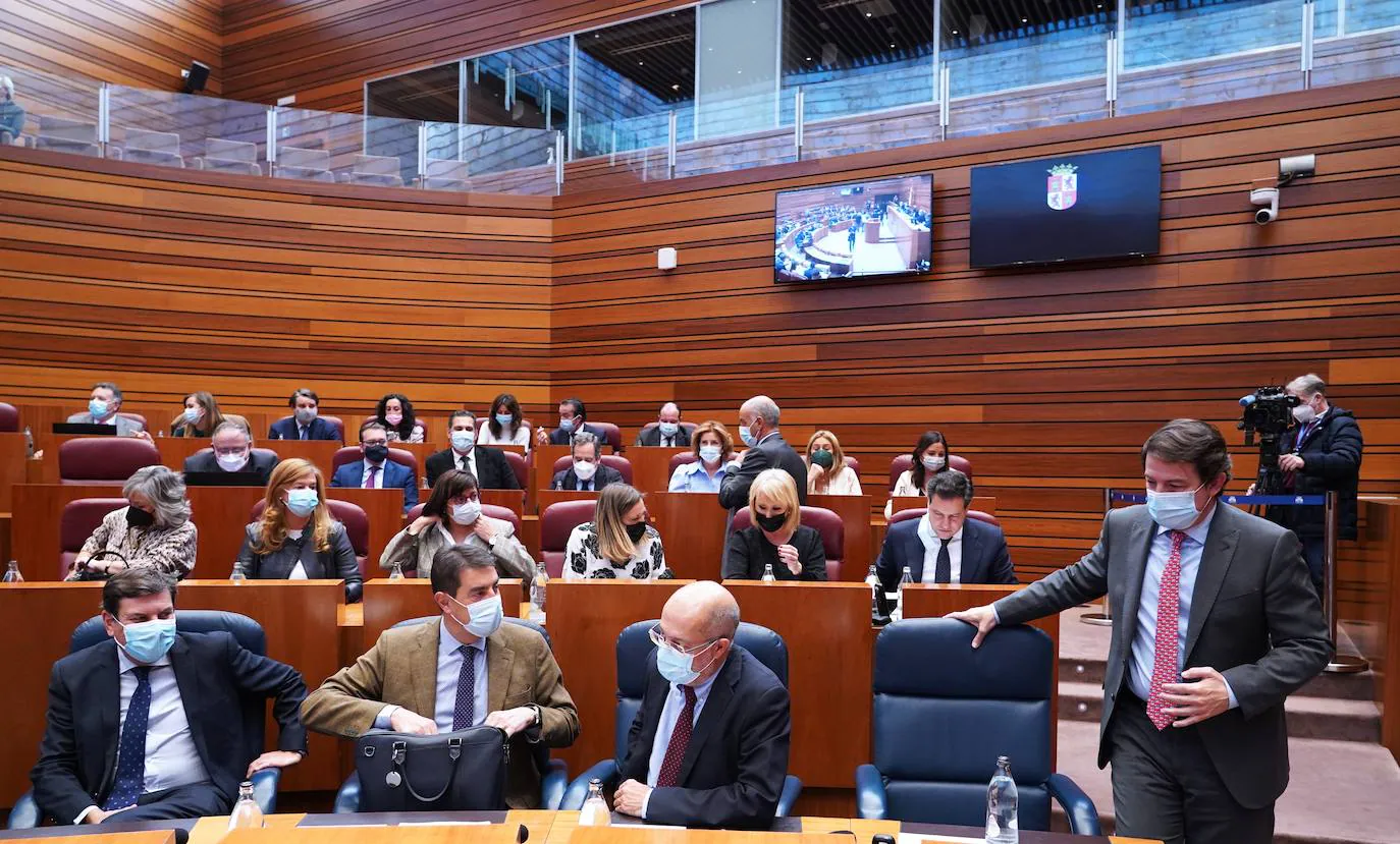 Las Cortes debaten las cuentas de la Junta de Castilla y León para el próximo año.