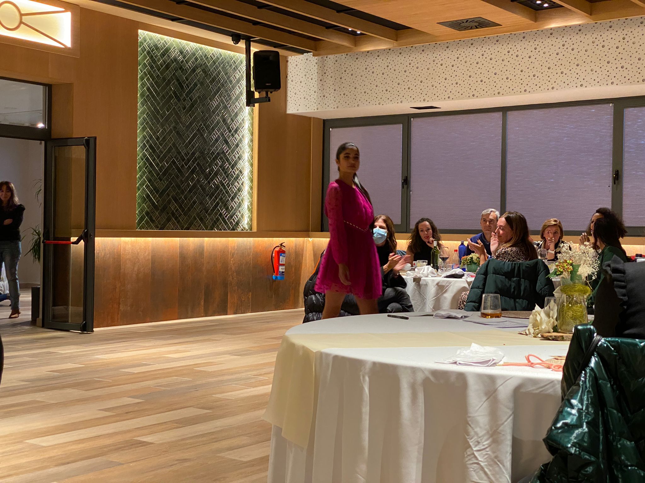 La Trail Fashion Week ha combinado deportes, música y moda en una tarde con un fin único: recaudar fondos para la investigación de la esclerosis múltiple.