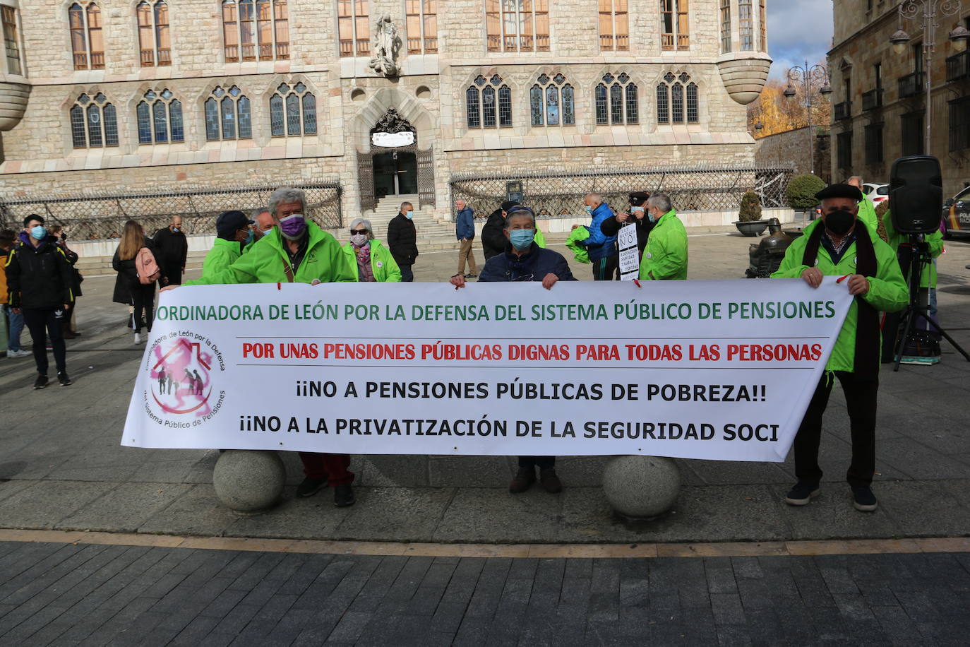 Afirman que el 50% de los jubilados de León no cobran el salario mínimo interprofesional.