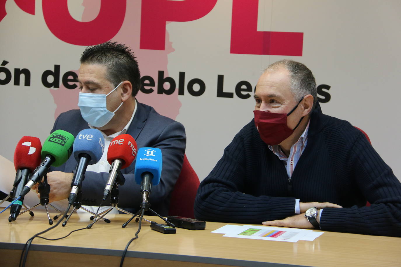 Luis Mariano SAntos y Sendino durante la rueda de prensa para abordar la actualidad de la provincia en León.