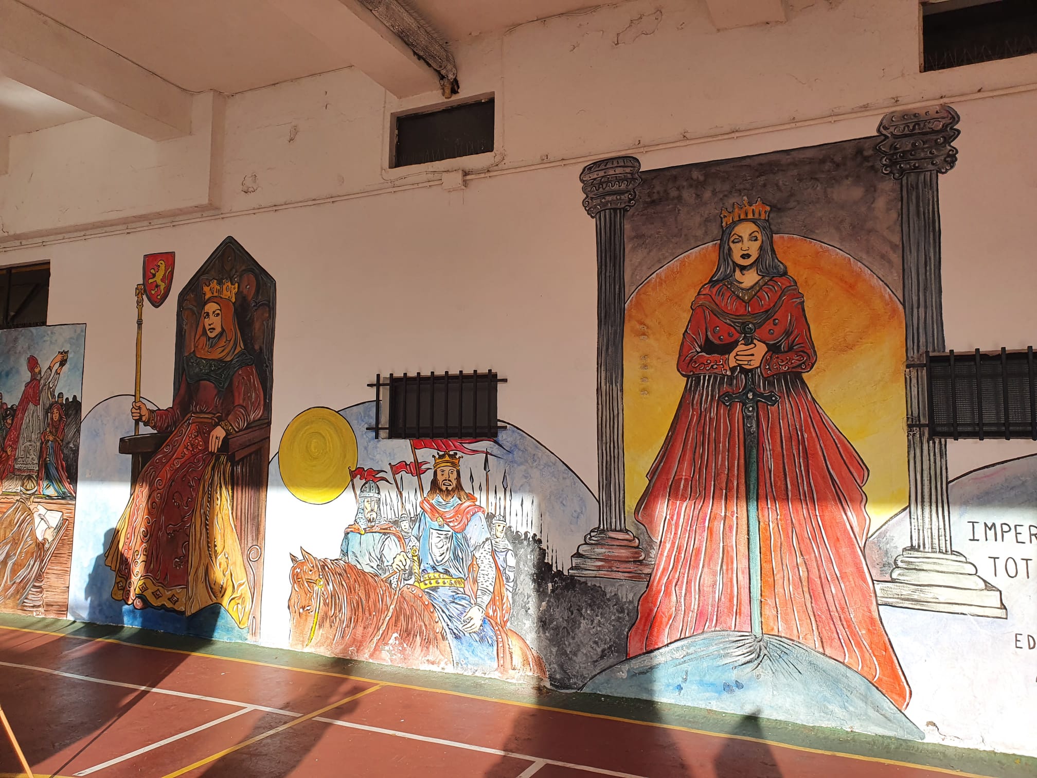 Fotos: Mural temático sobre el Reino de León