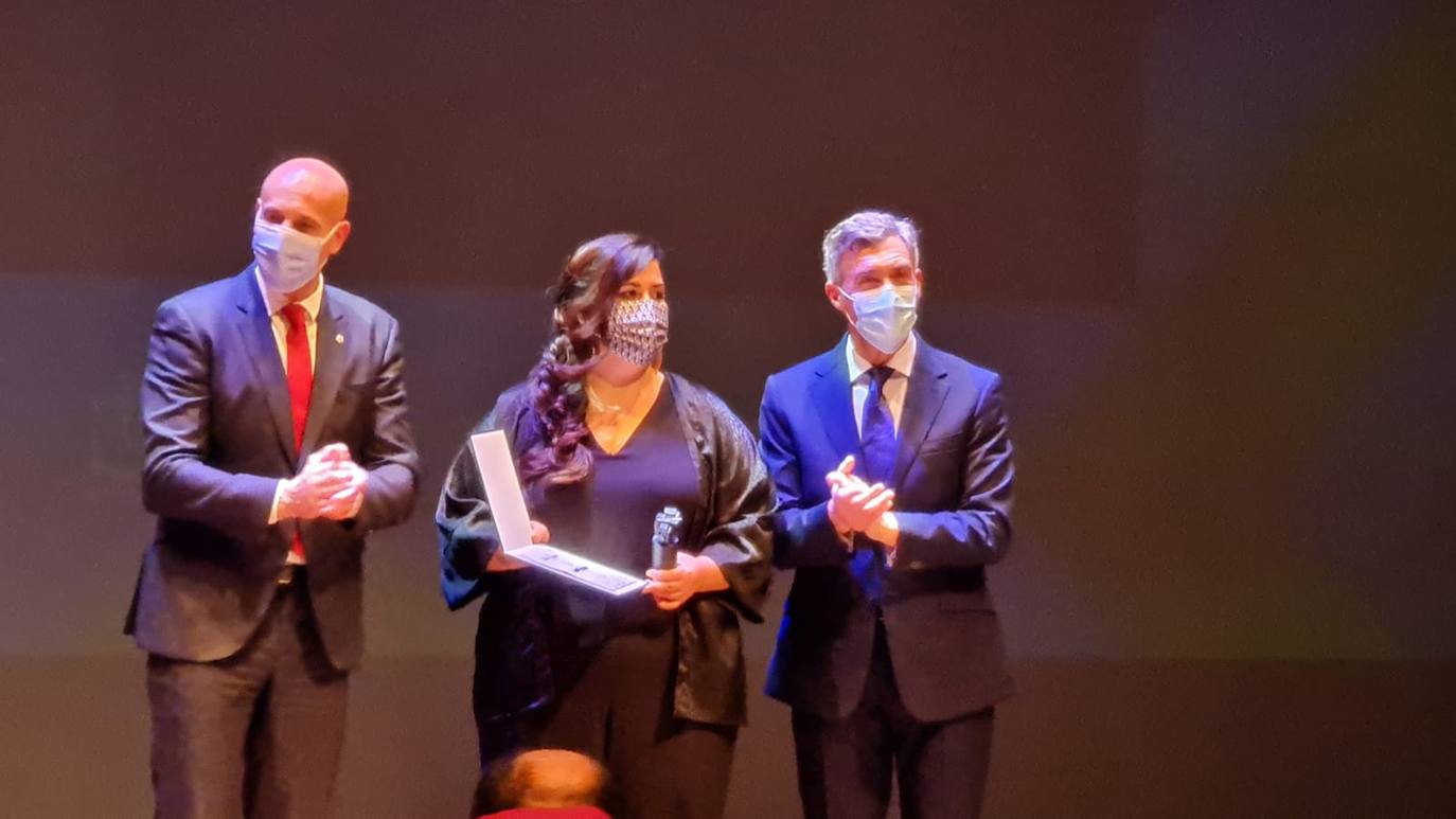 La gala de la FELE ha reunido a la sociedad leonesa para galardonar a TECOI. 