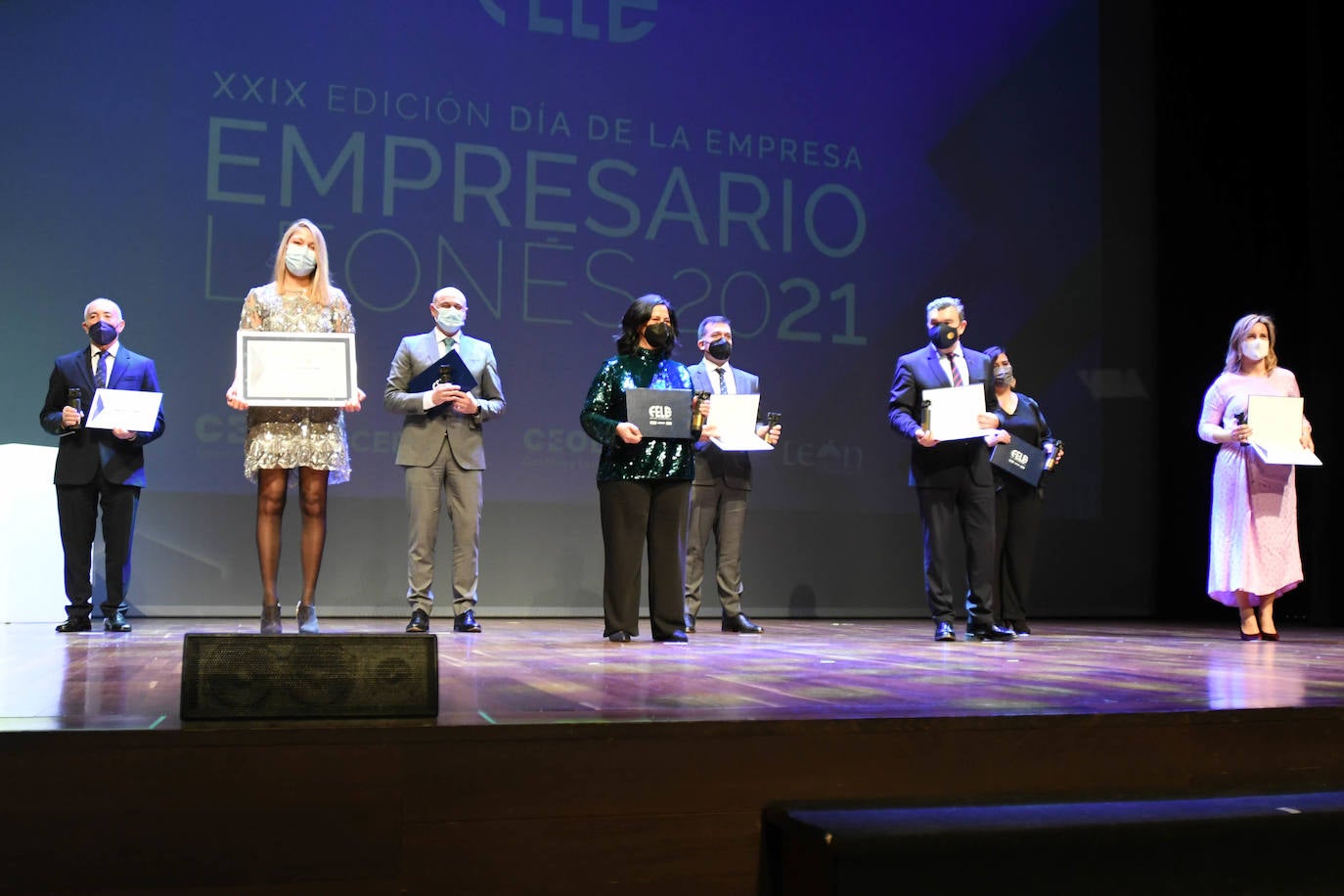 La gala de la FELE ha reunido a la sociedad leonesa para galardonar a TECOI. 