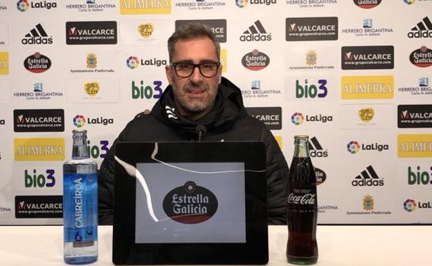 Jon Pérez Bolo, entrenador de la Deportiva, en sala de prensa este viernes.