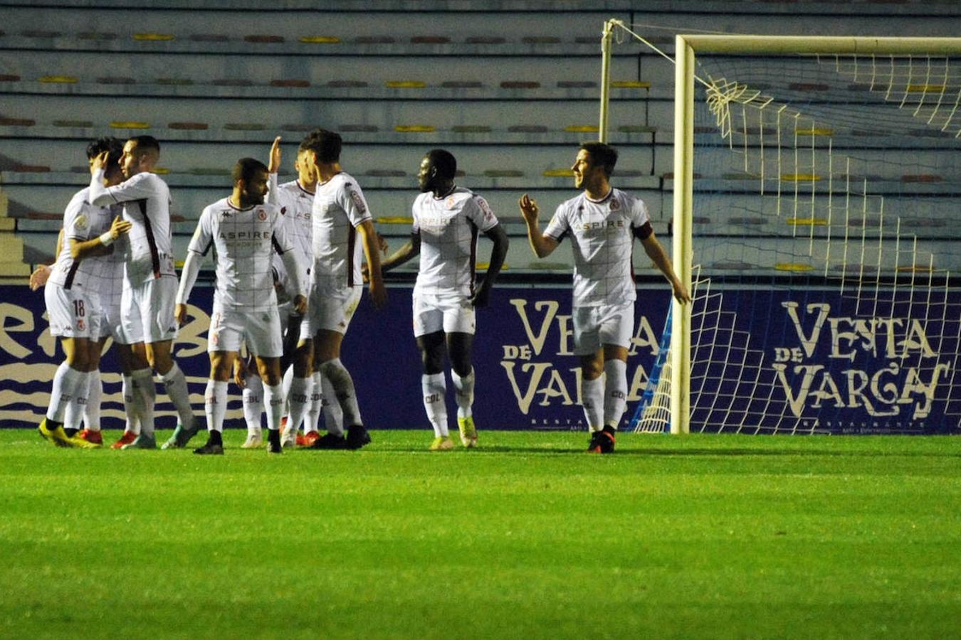 Los leoneses superan al San Fernando (2-3) y superan la primera eliminatoria copera