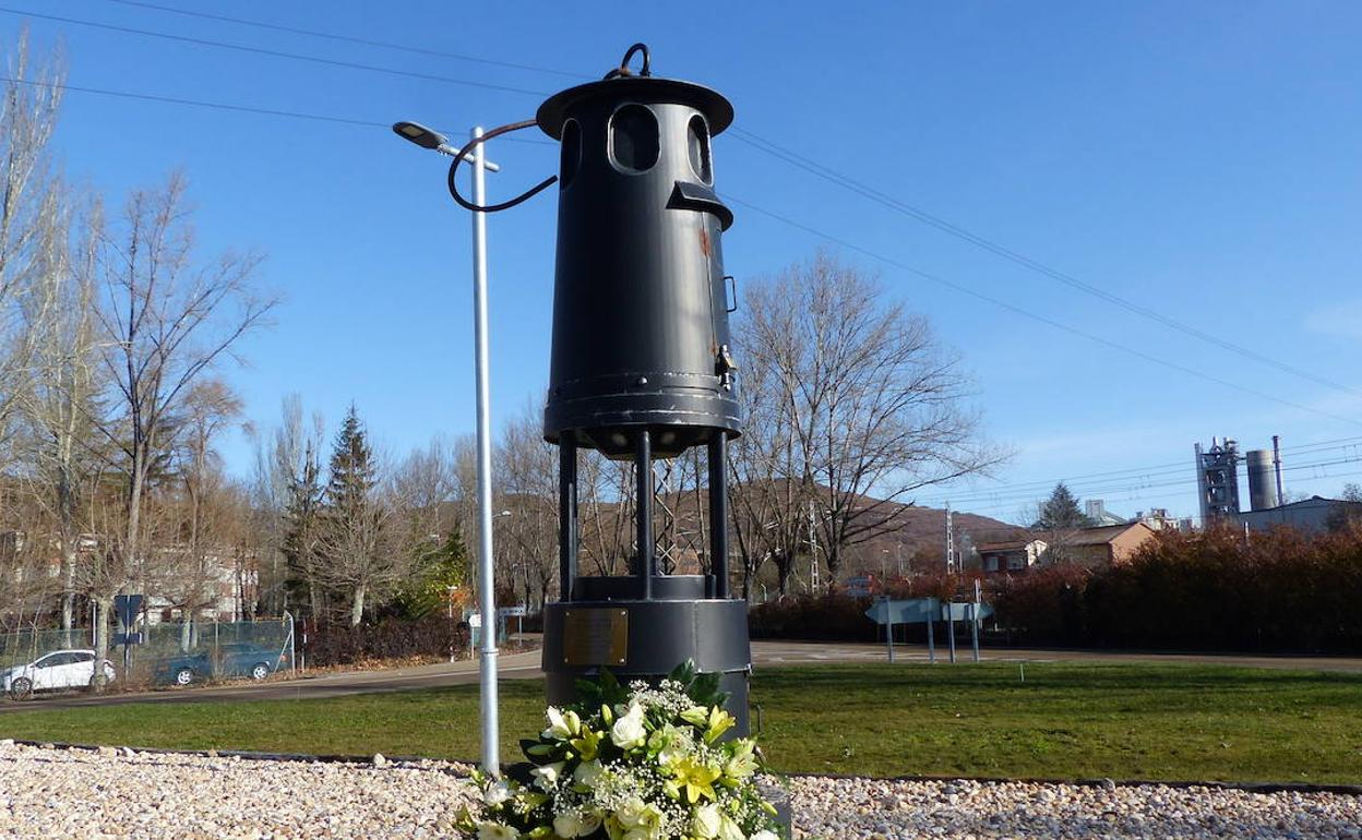 Lampara Minera de La Robla, que acogerá la ofrenda floral este sábado.