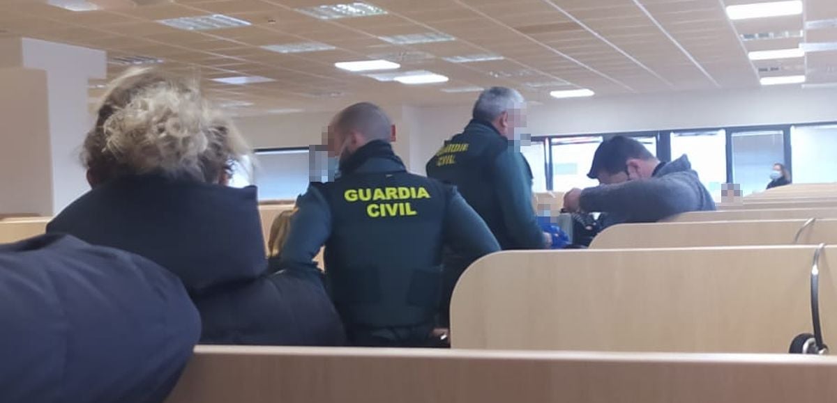 Digitex Comdata recurre a la Guardia Civil para desalojar a 44 trabajadores y el comité de empresa de sus instalaciones. 