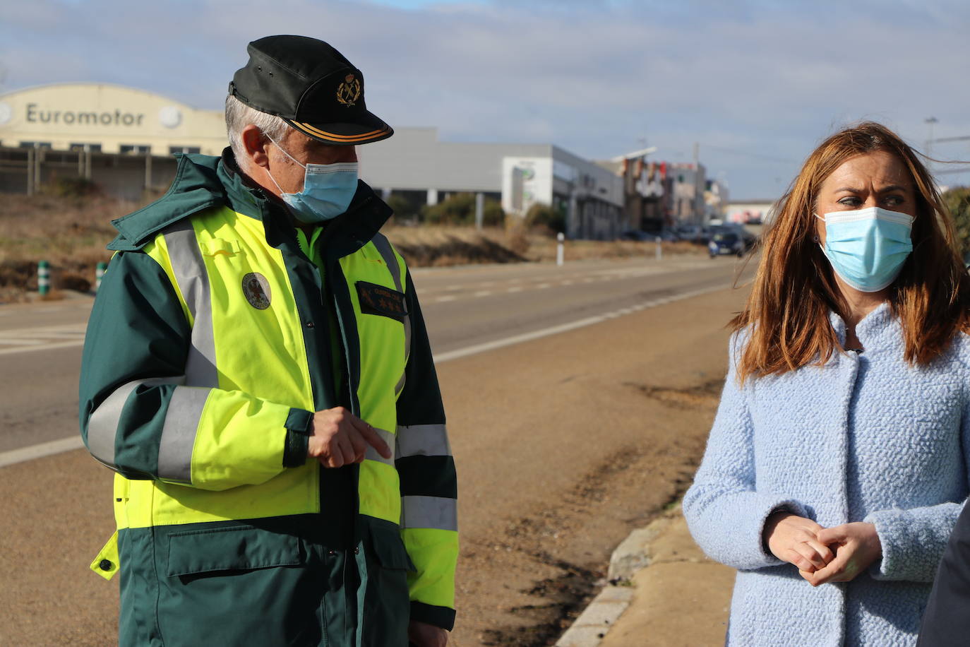 a delegada del Gobierno en Castilla y León, Virginia Barcones, prevé que la movilidad para este peunte de la Constitución sea un 1,5% superior al 2019 y pide especial precaución en las zonas de montaña ante los fenómenos meteorológicos adversos previstos.