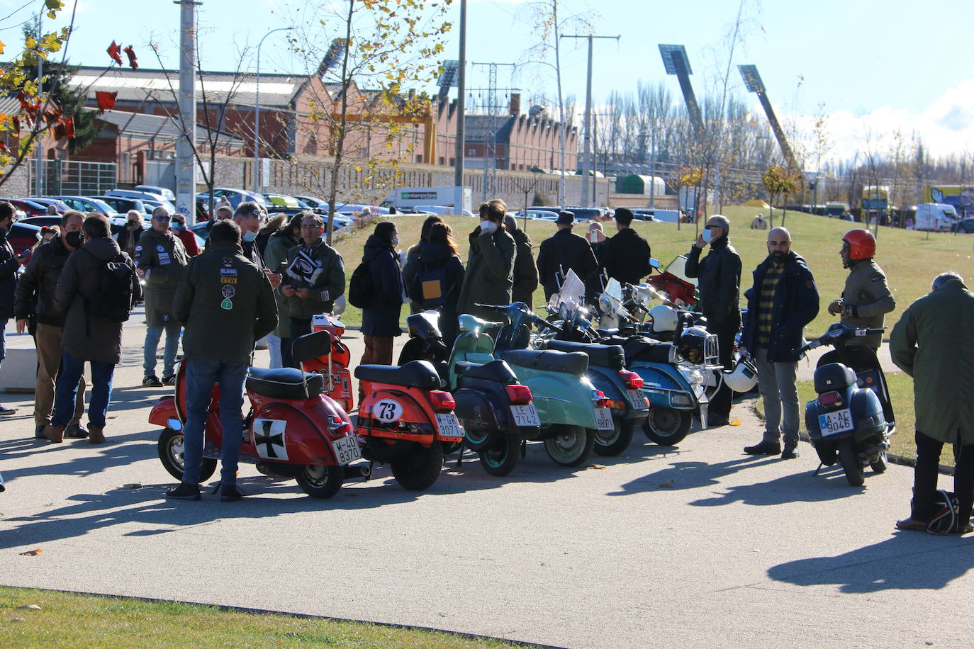 Los Scooter Run es la cita para medio centenar de motos en la mañana de este sábado