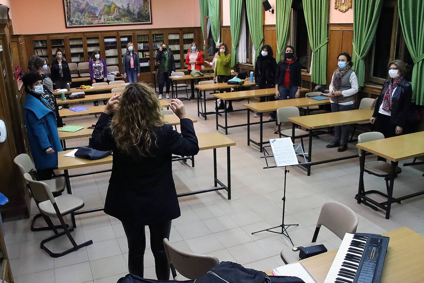 Fotos: Ensayo de la agrupación Femenino Coral Voces de León