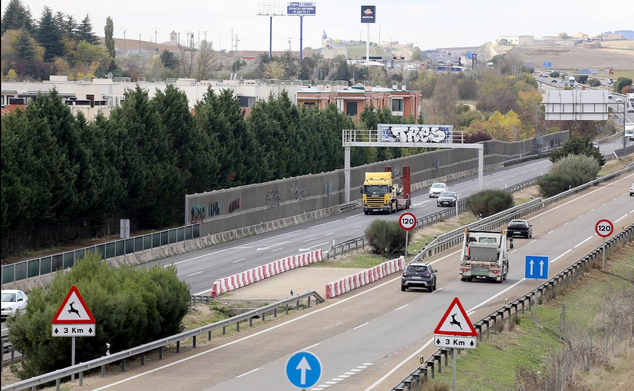 La A-62 es una de las autopistas afectadas por esta iniciativa de Transportes dentro de la comunidad.