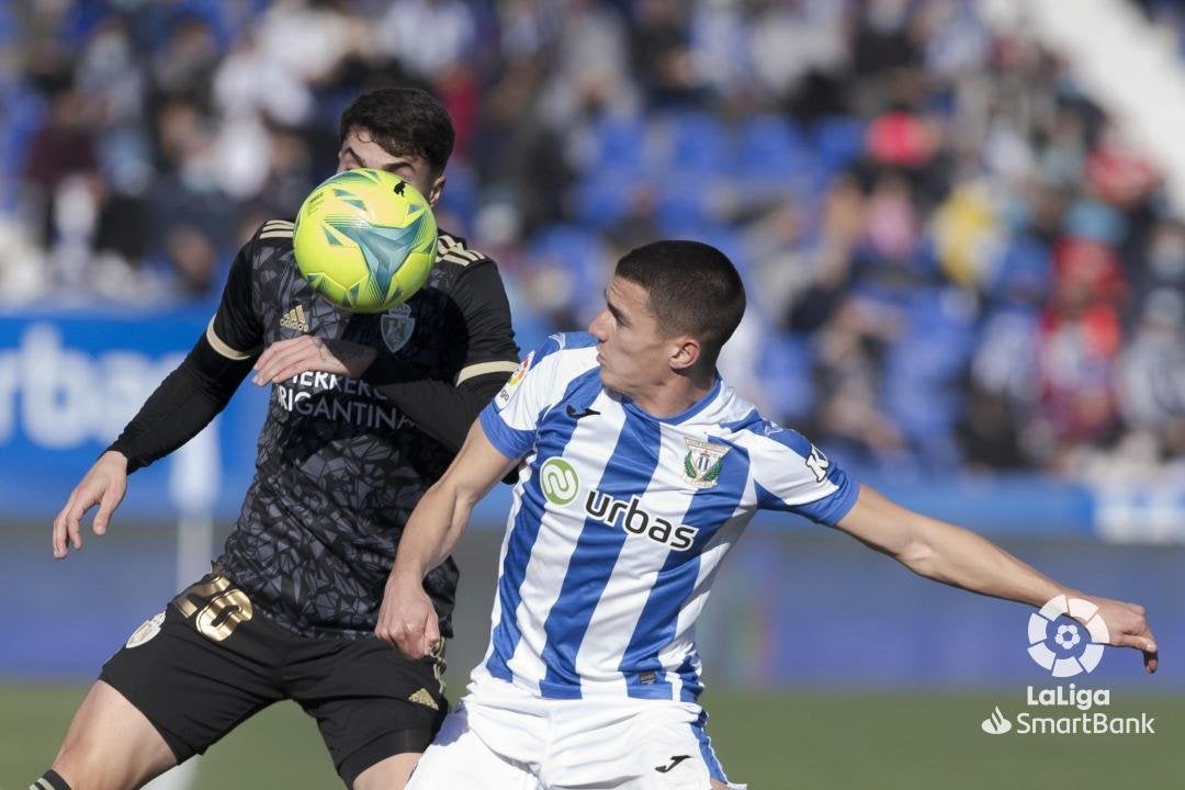 Madrileños y bercianos miden sus fuerzas en este encuentro de la Liga Smartbank en el que la Deportiva busca seguir en puestos de ascenso directo.