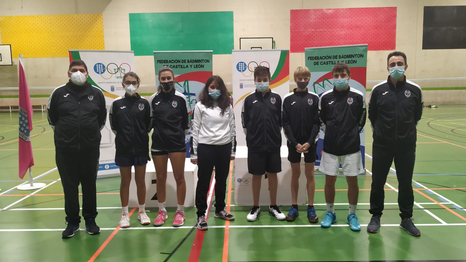 Jugadores y técnicos del Ordoño II durante su participación en Medina del Campo.