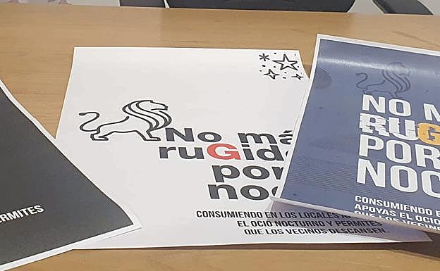 Imagen. Carteles de la campaña 'No más ru(g)idos en la noche' en el Casco Histórico de León.