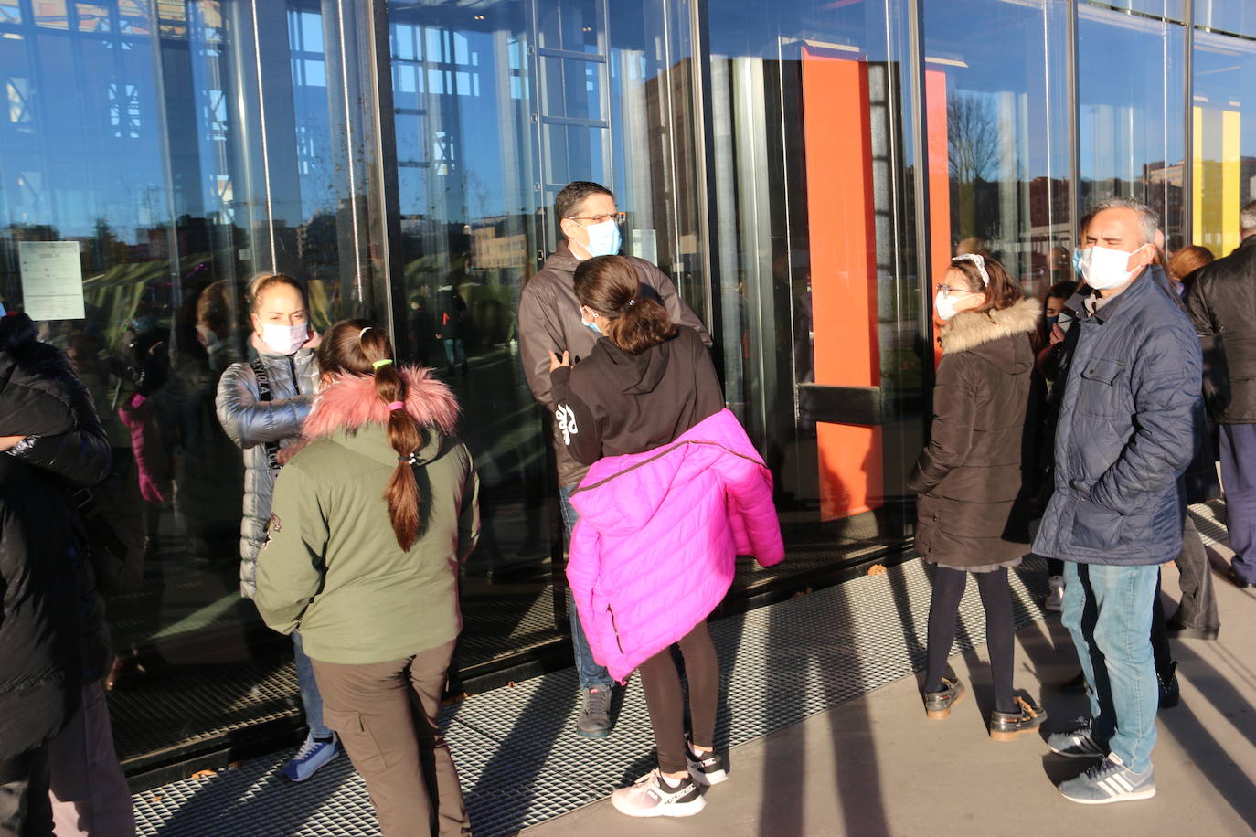 El Palacio de Exposiciones acoge desde este jueves la vacunación de menores de 12 años del área de salud de León.