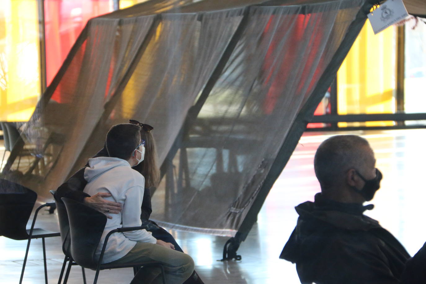 El Palacio de Exposiciones acoge desde este jueves la vacunación de menores de 12 años del área de salud de León.