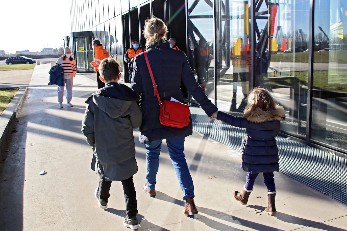 El Palacio de Exposiciones acoge desde este jueves la vacunación de menores de 12 años del área de salud de León.