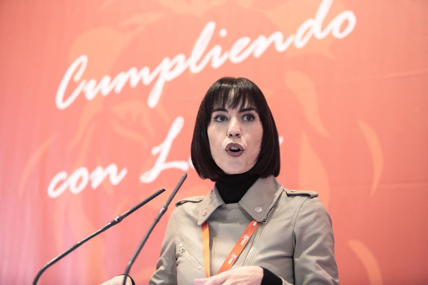 La ministra de Ciencia e Innovación y secretaria de Ciencia, Investigación y Universidades del PSOE Diana Morant, asiste al 14º Congreso provincial del PSOE en León. Junto a ella, el secretario general del partido en Castilla y León, Luis Tudanca y el secretario provincial, Javier Alfonso Cendón.