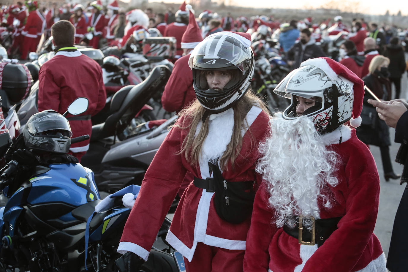 Papá Noel es solidario con los socios de Aspaym