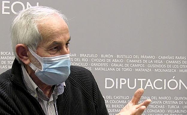 Matías Llorente, durante la rueda de prensa en la que explicó las alegaciones a la CHD. 