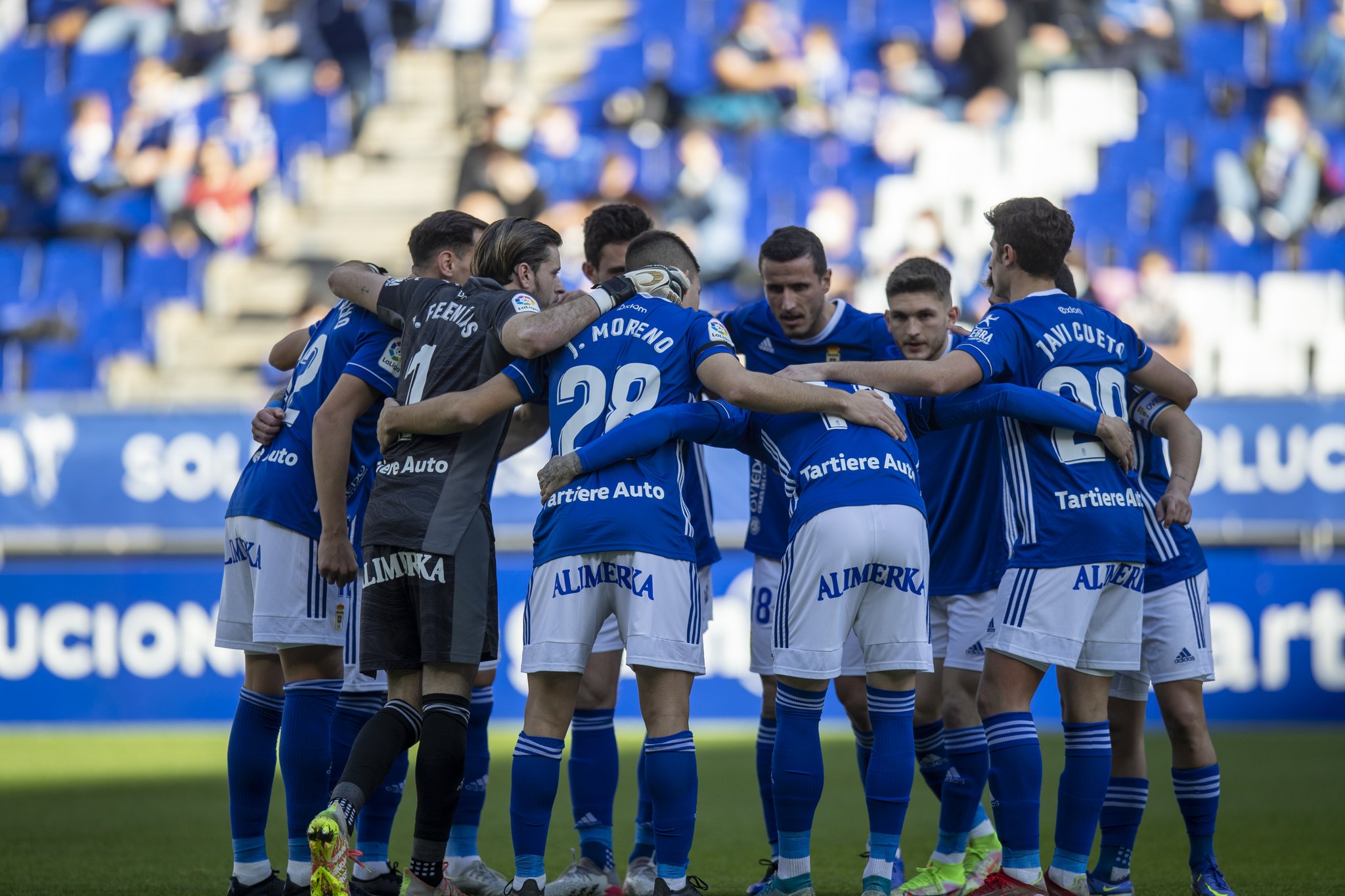La Deportiva cae de nuevo ante el Real Oviedo en un encuentro marcado por las diversas expulsiones que padecieron los de Jon Pérez Bolo.