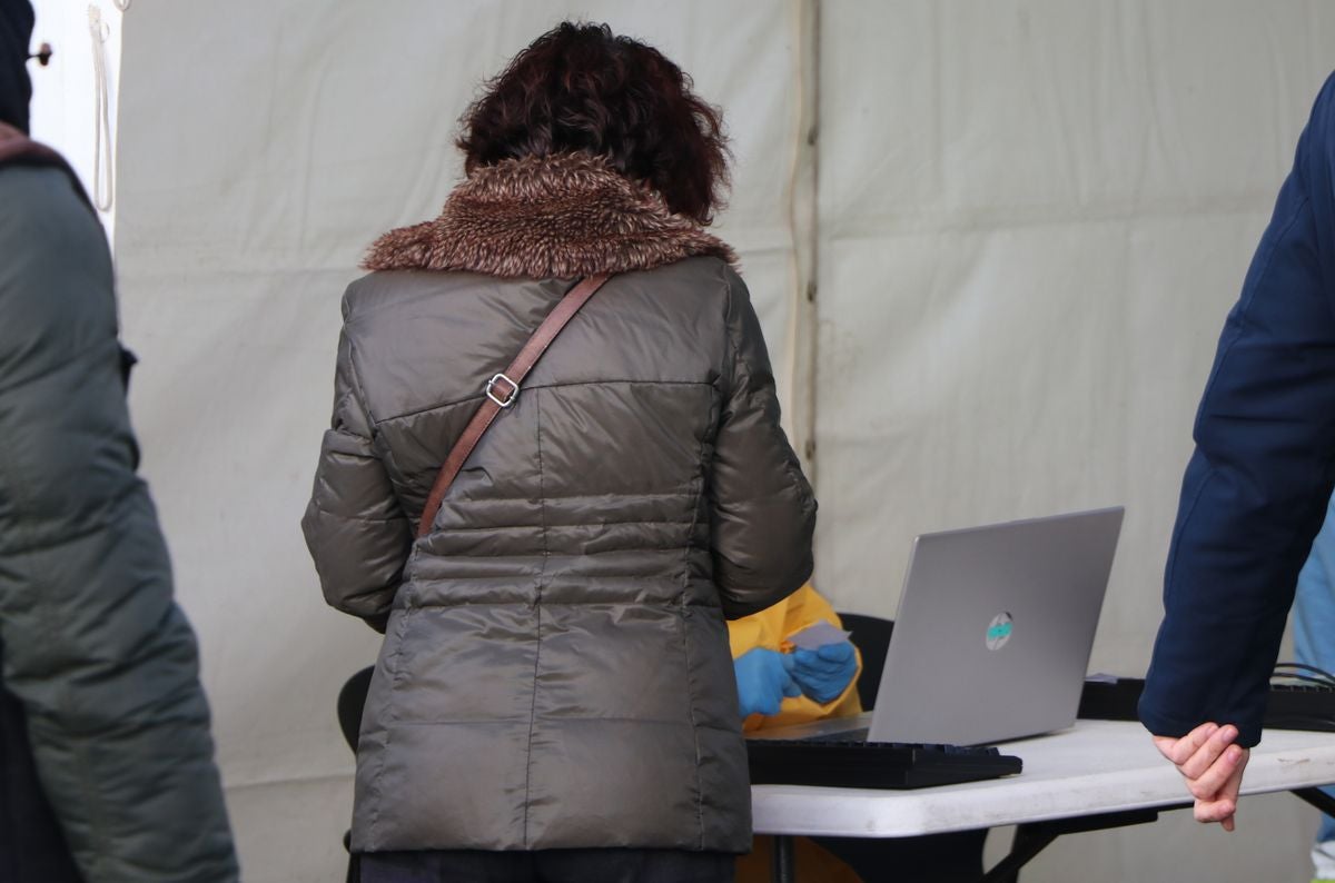 El Palacio de Exposiciones de León sigue siendo el 'fortín' leonés contra la covid-19, con la vacunación de menores y el cribado masivo como grandes 'armas' contra la pandemia