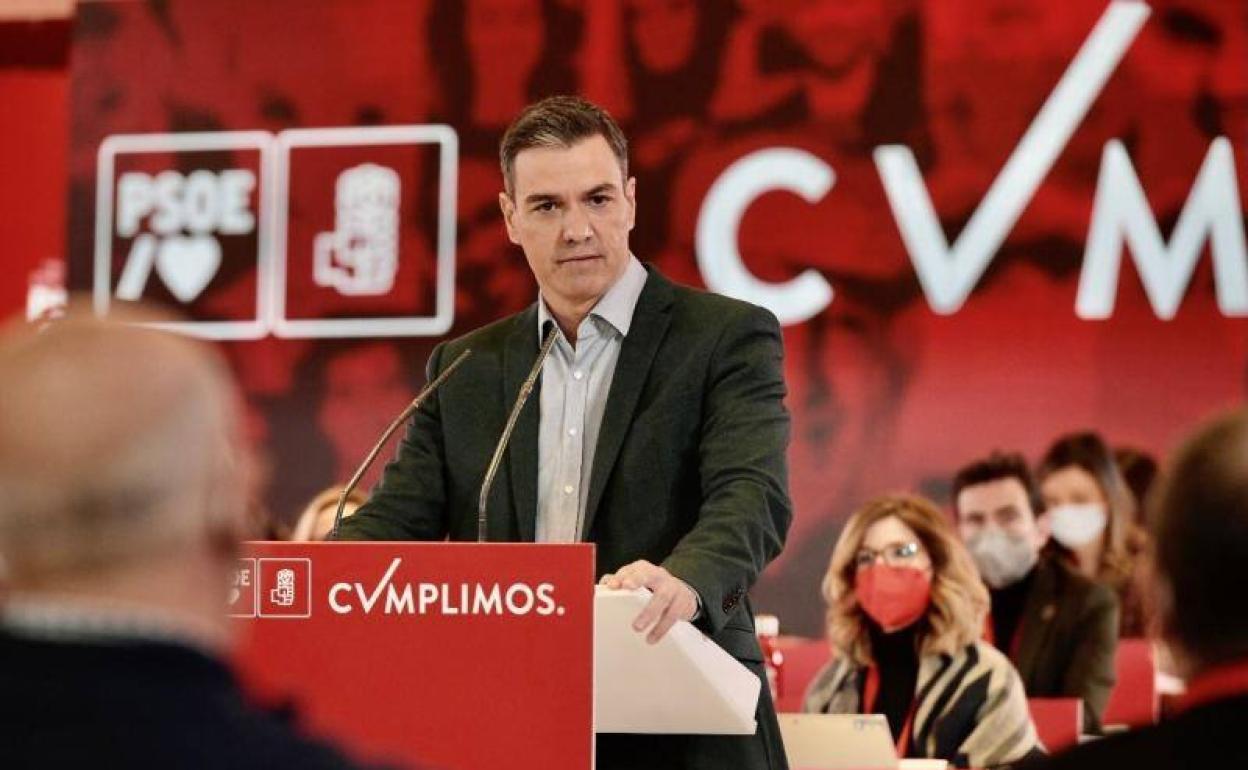 El presidente del Gobierno, Pedro Sánchez, en el Comité Federal del PSOE, este viernes.