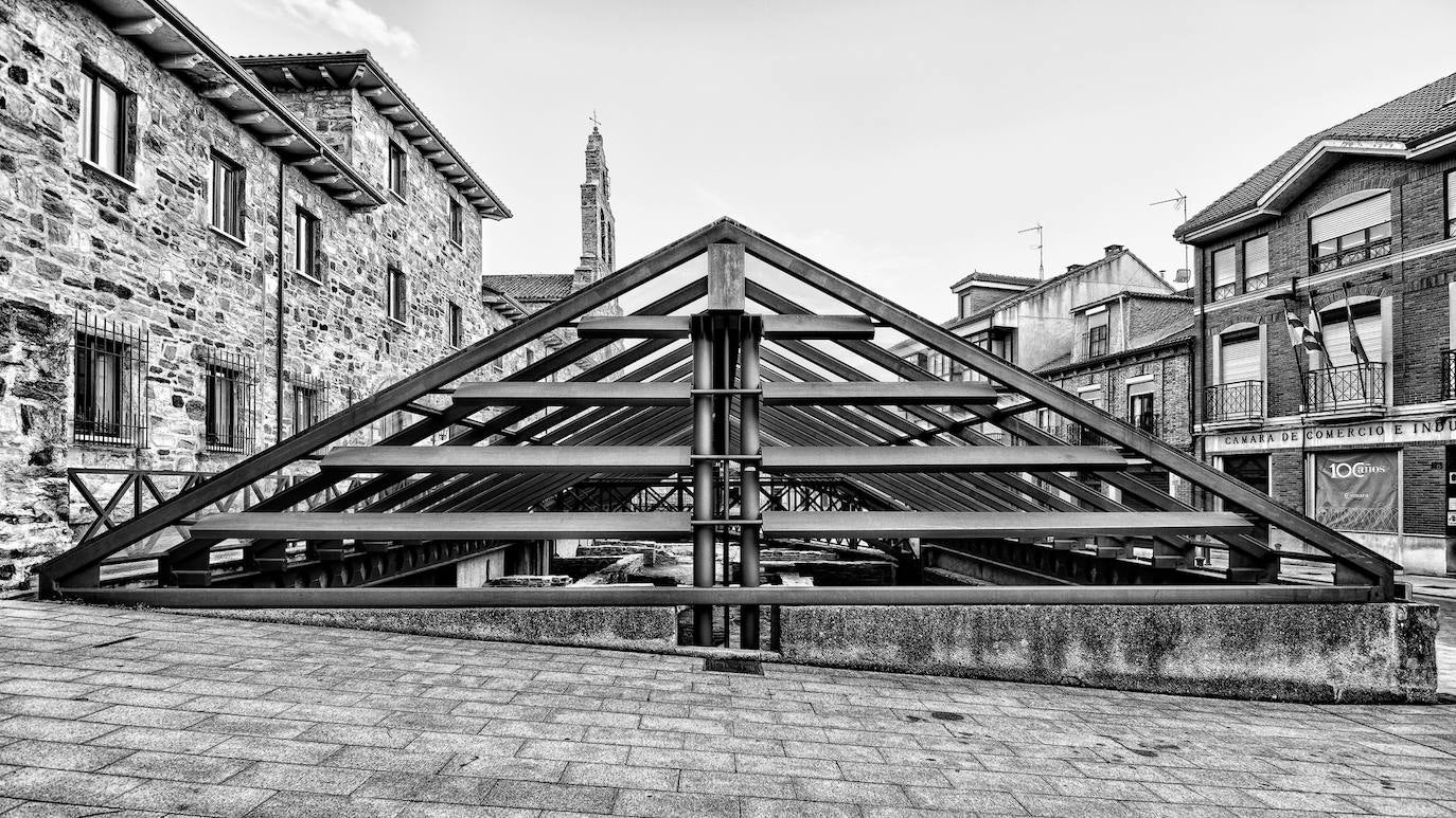 Fotos: Exposición de fotografía urbana en Ponferrada