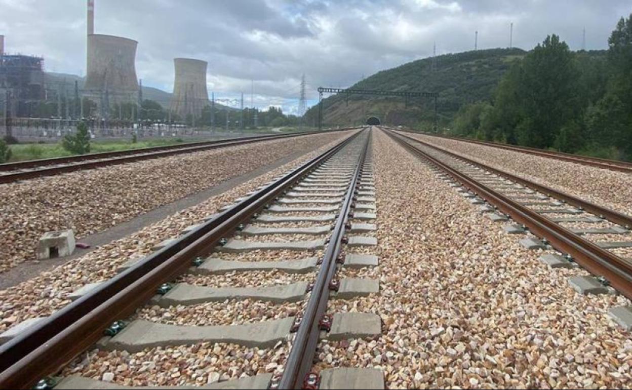 Zona que se verá afectada por la intervención para la canalización de la variante en Llanos de Alba.