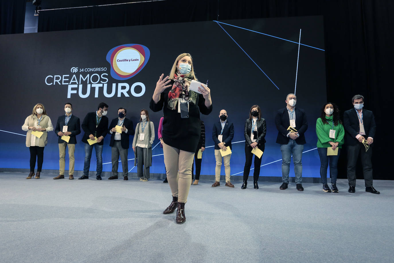 Inicio del XIV Congreso del Partido Popular de Castilla y León. En la imagen, elección de la Mesa del Congreso y aprobación del Reglamento del Congreso. En la imagen, la presidenta del Comité Organizador, Isabel Blanco.