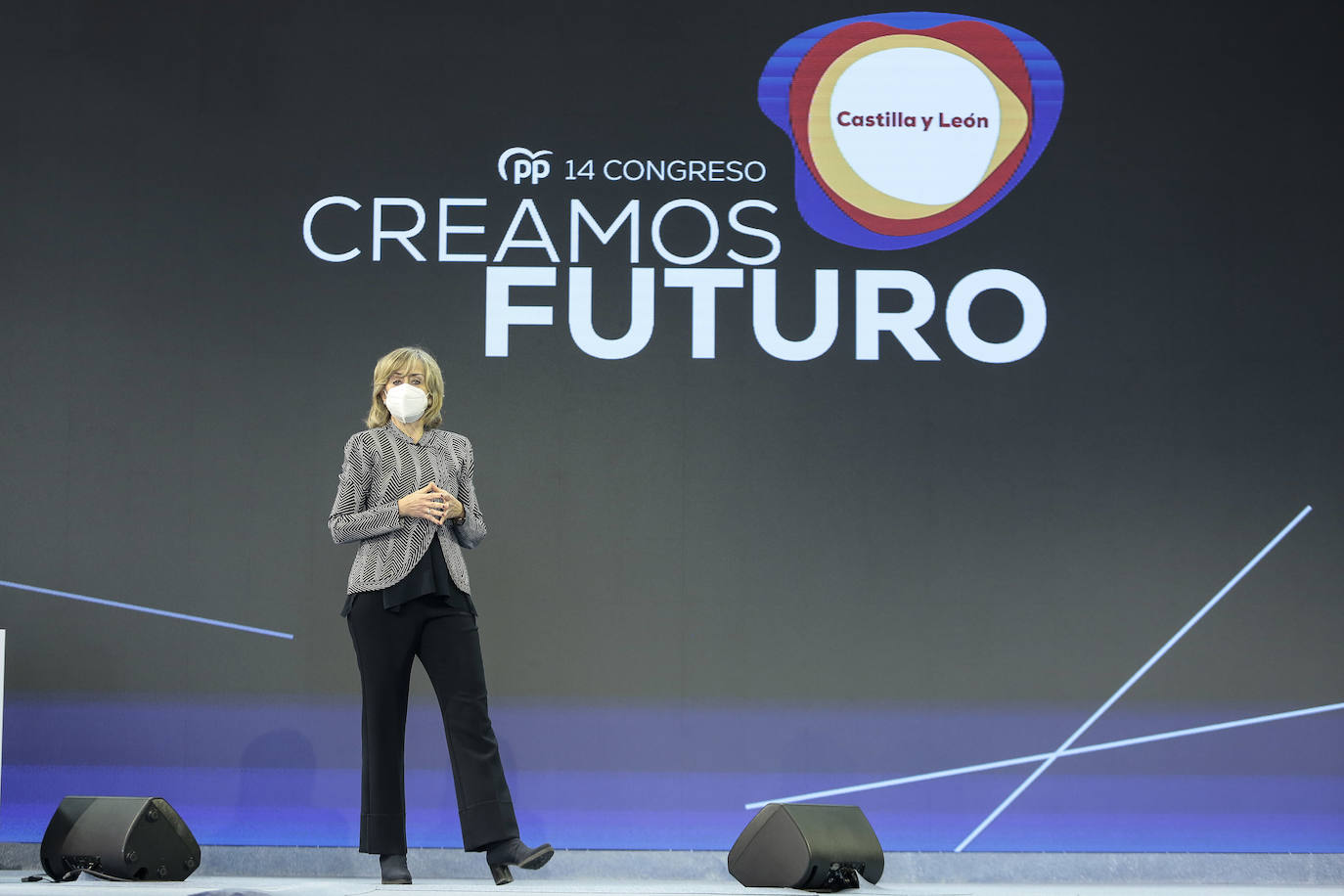 Inicio del XIV Congreso del Partido Popular de Castilla y León. En la imagen, elección de la Mesa del Congreso y aprobación del Reglamento del Congreso. En la imagen, la presidenta del Comité Organizador, Isabel Blanco.