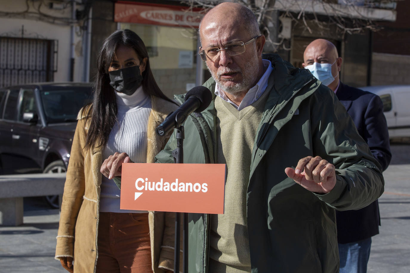 El candidato a la Presidencia de la Junta de Castilla y León, Francisco Igea, y la vicealcaldesa de Madrid, Begoña Villacís, visitaron el Museo Adolfo Suárez y la Transición en Cebreros.