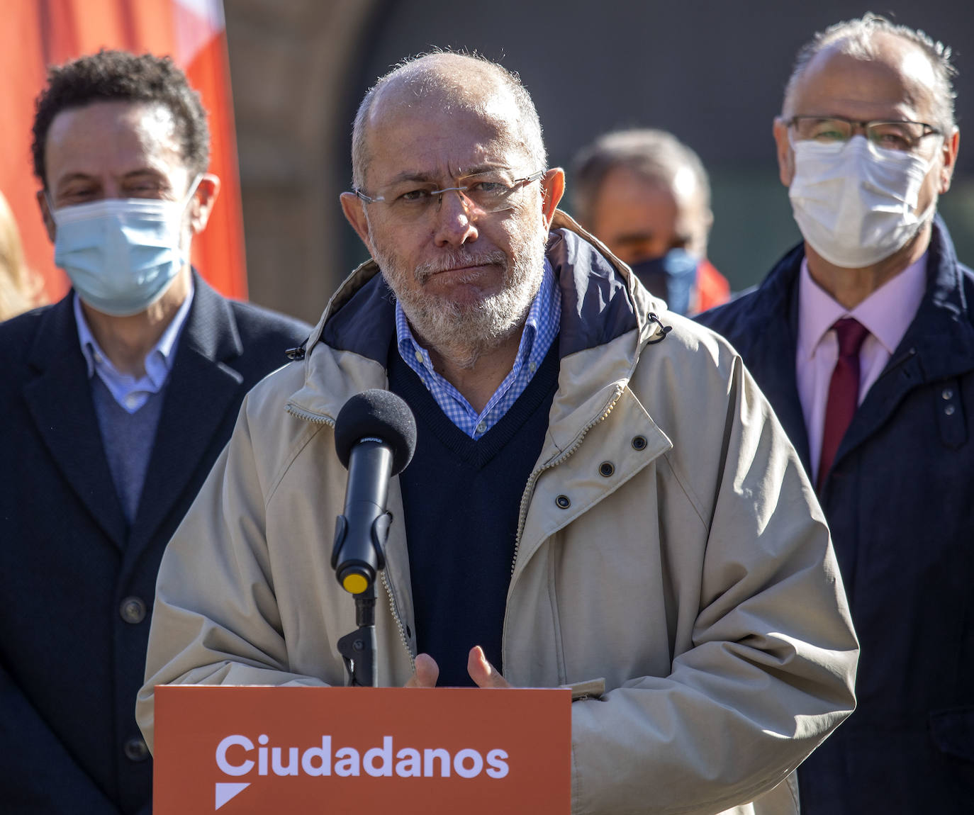 El candidato de Ciudadanos a la presidencia de la Junta de Castilla y León visita Salamanca junto a Edmundo Bal .