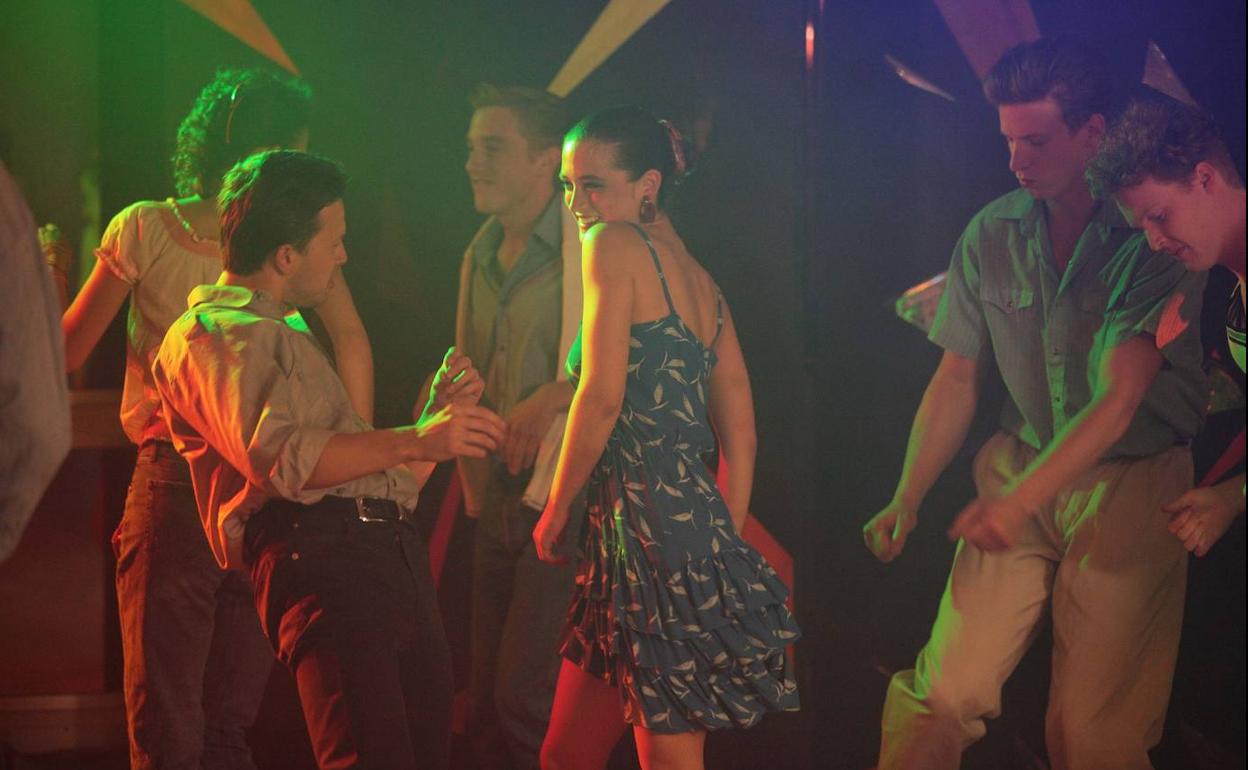 Una escena de la película 'Viento del Oeste'.