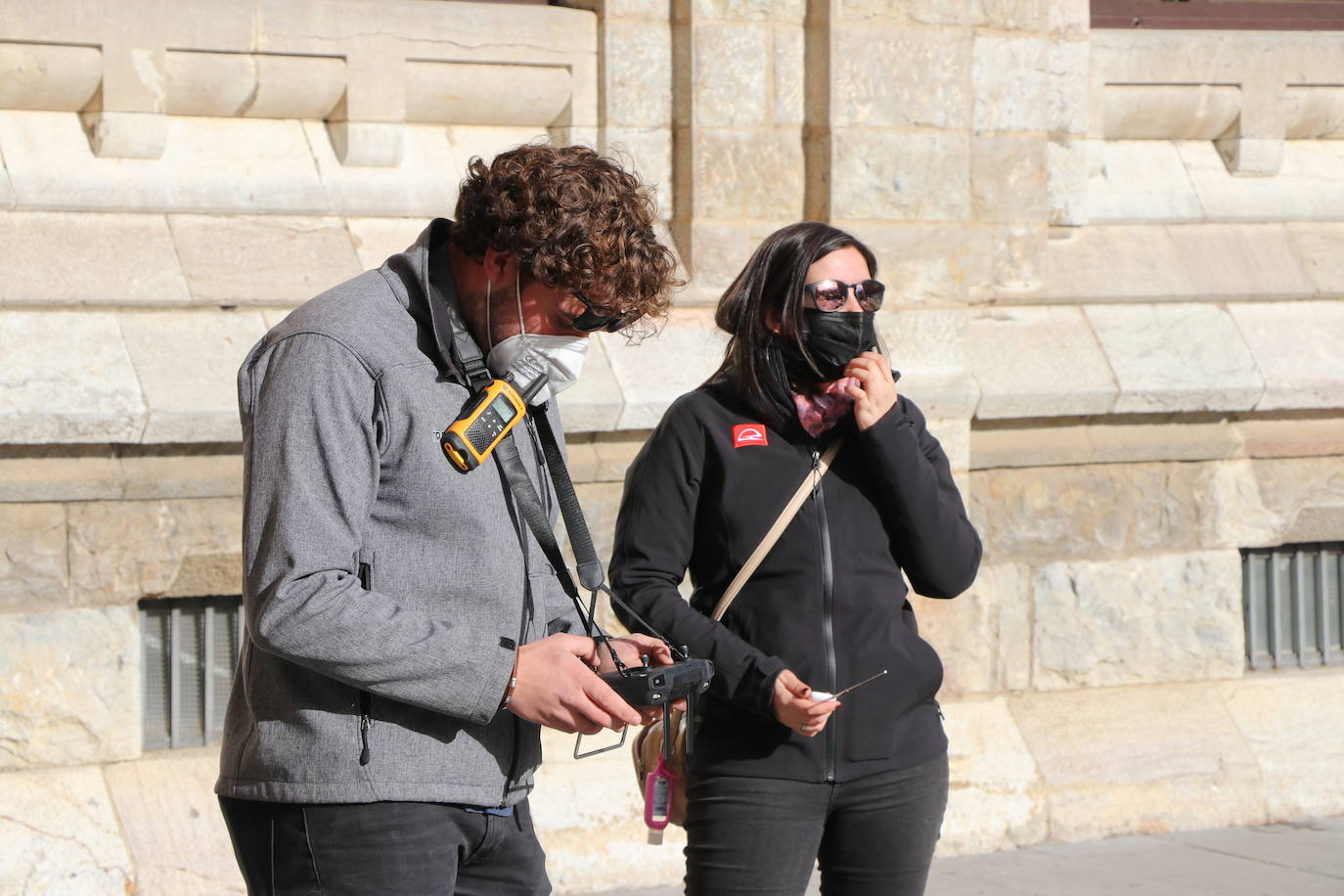 Primer vuelo del dron de Tecnosylva sobre la Catedral de León. 