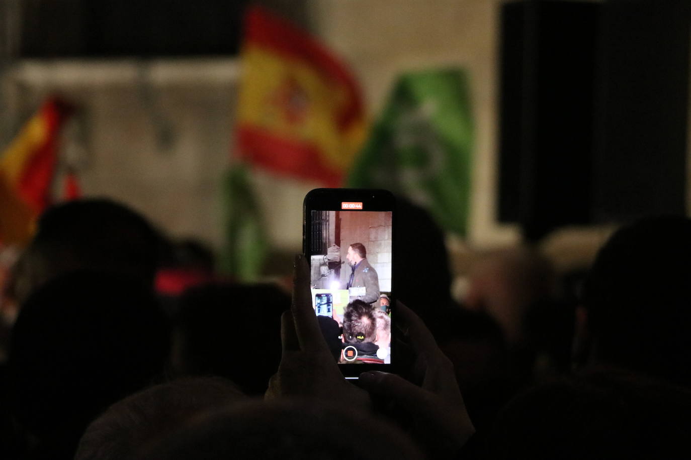 La formación cuenta con su líder, Santiago Abascal, en la presentación de su candidato a la Junta.