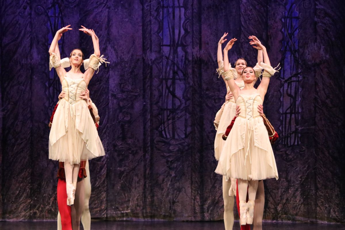 El Ballet Imperial Ruso ha ofrecido este domingo la Gran Gala Tchaykovsky en el Auditorio de León.