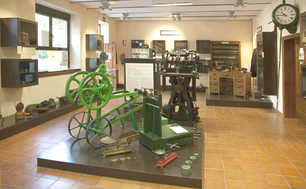 El Museo del Ferroviario de Cistierna está situado en el antiguo economato del ferrocarril de La Robla-Bilbao.