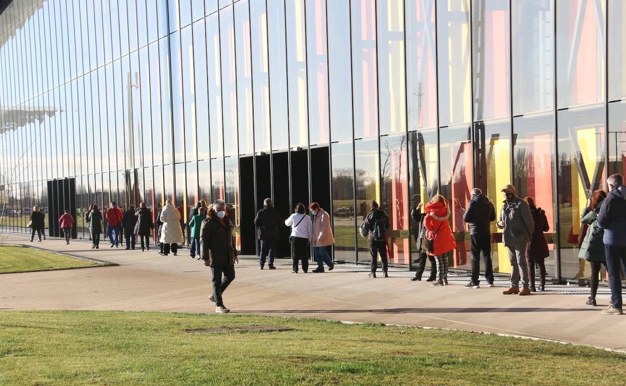 Cribados a personas con sítomas compatibles a la covid-19 en la provincia leonesa.