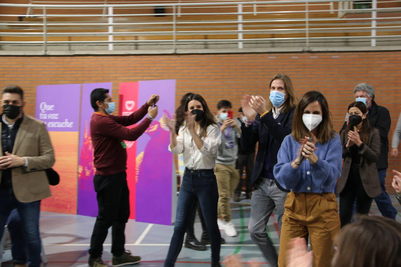 Las ministras de Igualdad y de Derechos Sociales acompañan a los candidatos de Unidas Podemos en Valladolid, León y Burgos en un acto en el pabellón La Torre que abre la campaña hacia el 13-F en Castilla y León