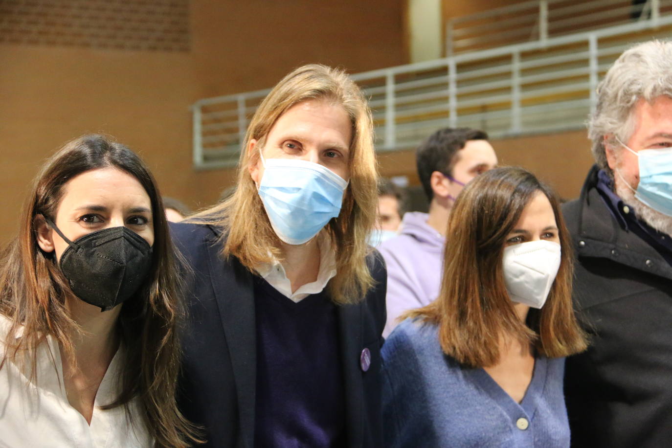 Las ministras de Igualdad y de Derechos Sociales acompañan a los candidatos de Unidas Podemos en Valladolid, León y Burgos en un acto en el pabellón La Torre que abre la campaña hacia el 13-F en Castilla y León