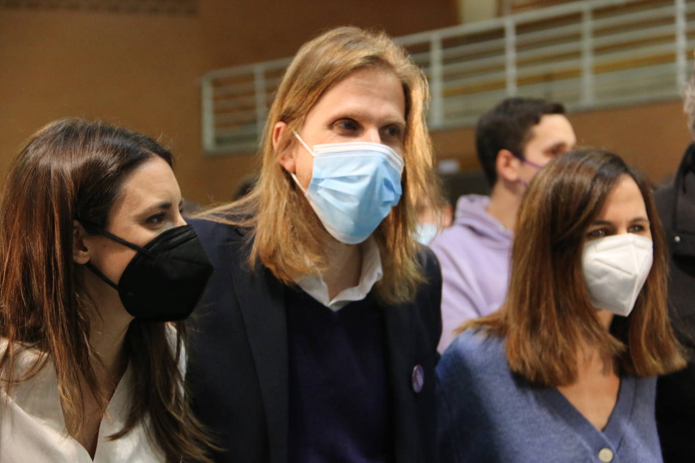 Las ministras de Igualdad y de Derechos Sociales acompañan a los candidatos de Unidas Podemos en Valladolid, León y Burgos en un acto en el pabellón La Torre que abre la campaña hacia el 13-F en Castilla y León