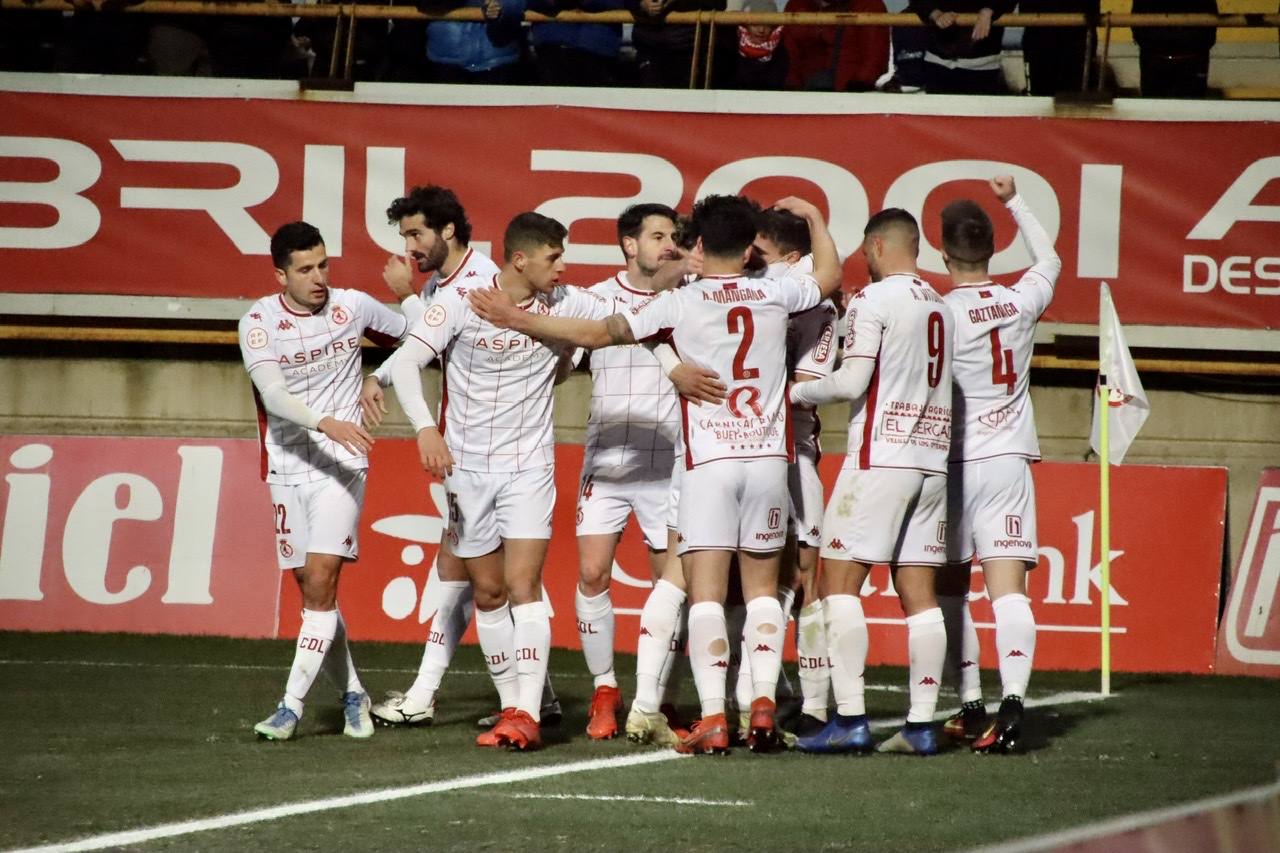 El conjunto leonés se ha enfrentado a los extremeños en el Reino de León y en una nueva jornada de la Primera División RFEF.