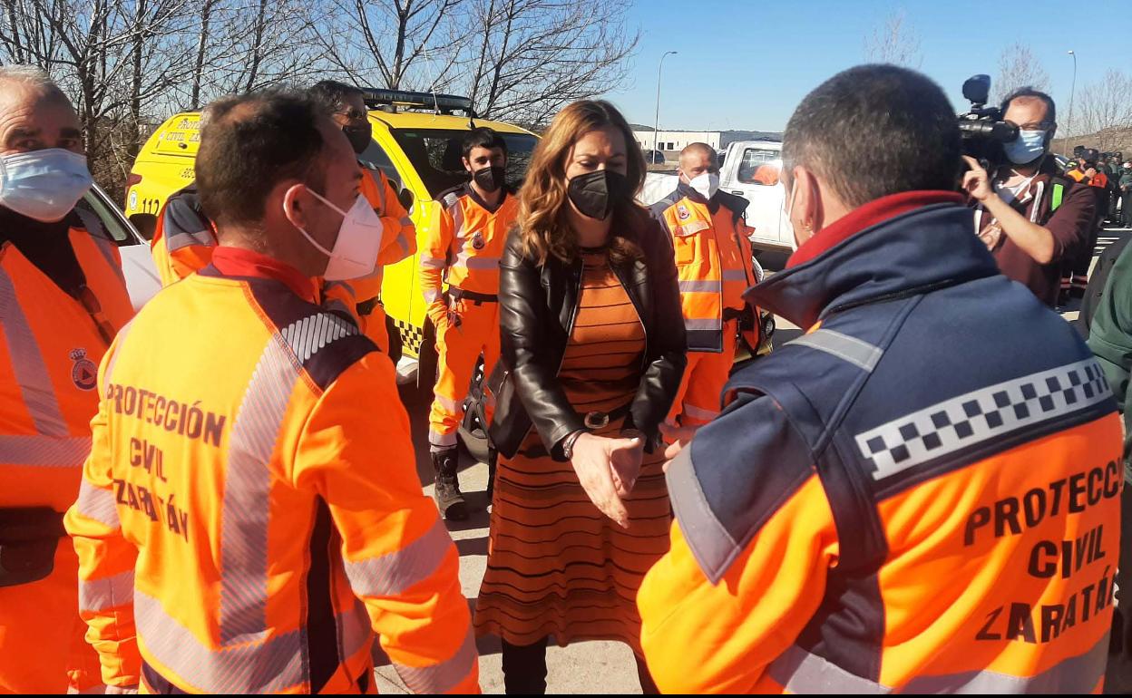 La delegada del gobierno, Virginia Barcones ha visitado el centro del mando del dispositivo. 