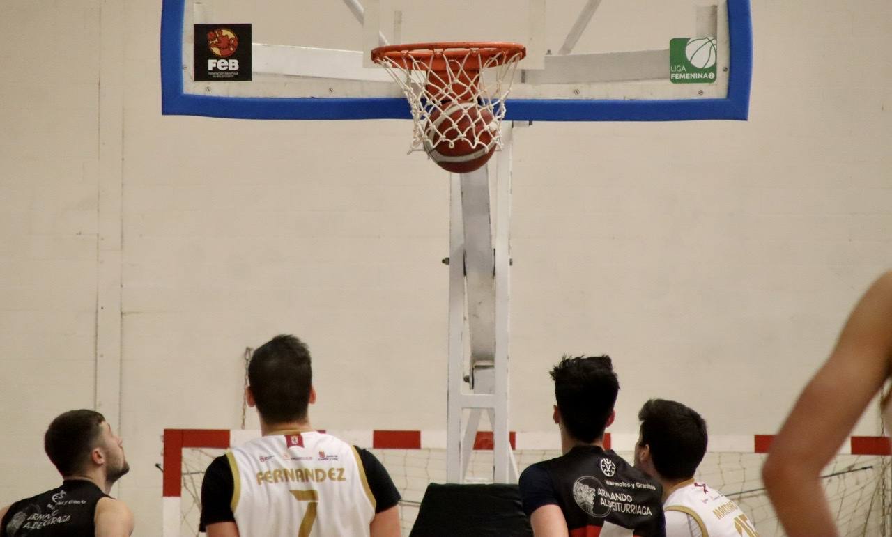 El Reino de León recibe en su feudo al Basket León en la que es la cuarta vez que se ven las caras tras hacerlo en liga y en dos ocasiones durante la pretemporada.