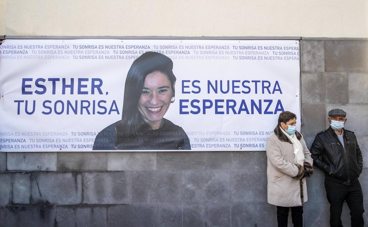 Acto de apoyo ciudadano a la familia de Esther López.