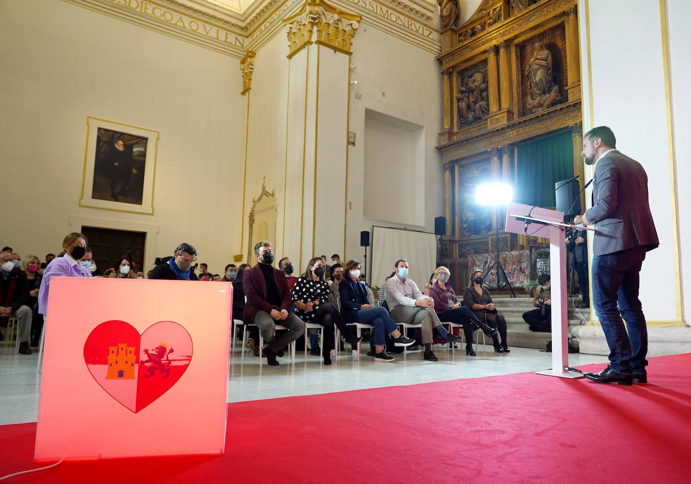 Acto político del PSOE en Medina del Campo (Valladolid) con el secretario del partido en la localidad, Luis Manuel Pascual; la cabeza de lista por la provincia, Patricia Gómez; el secretario provincial Óscar Puente; la exvicepresidenta Carmen Calvo y el candidato a la Presidencia de la Junta, Luis Tudanca..