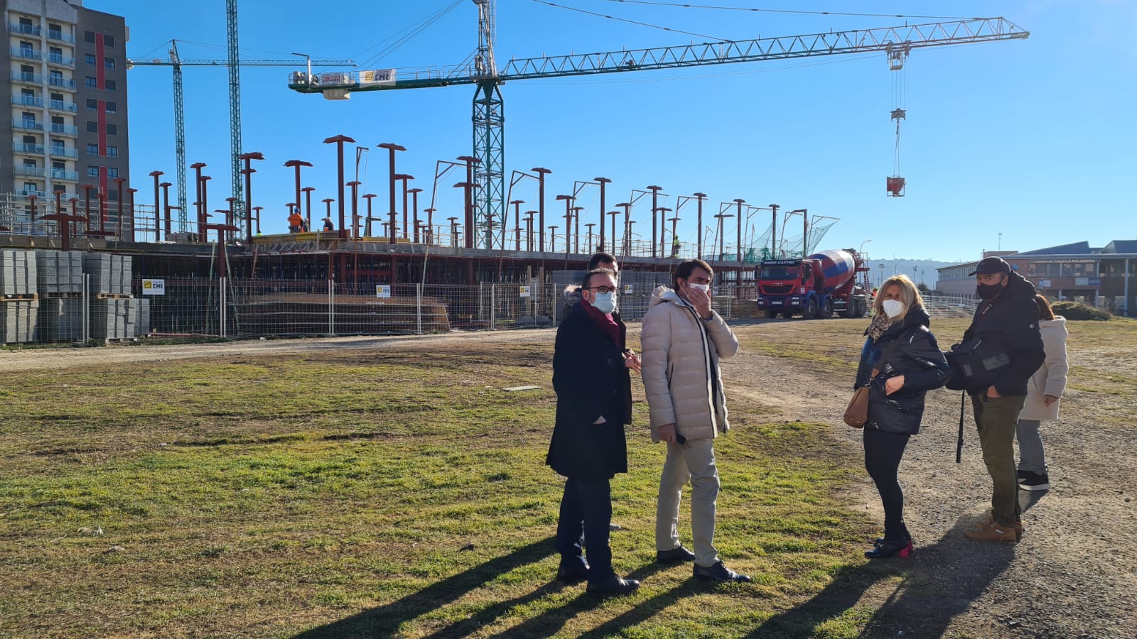 La candidatura del PP visita esta instalación que estará en marcha para el curso que se inicie en 2023.